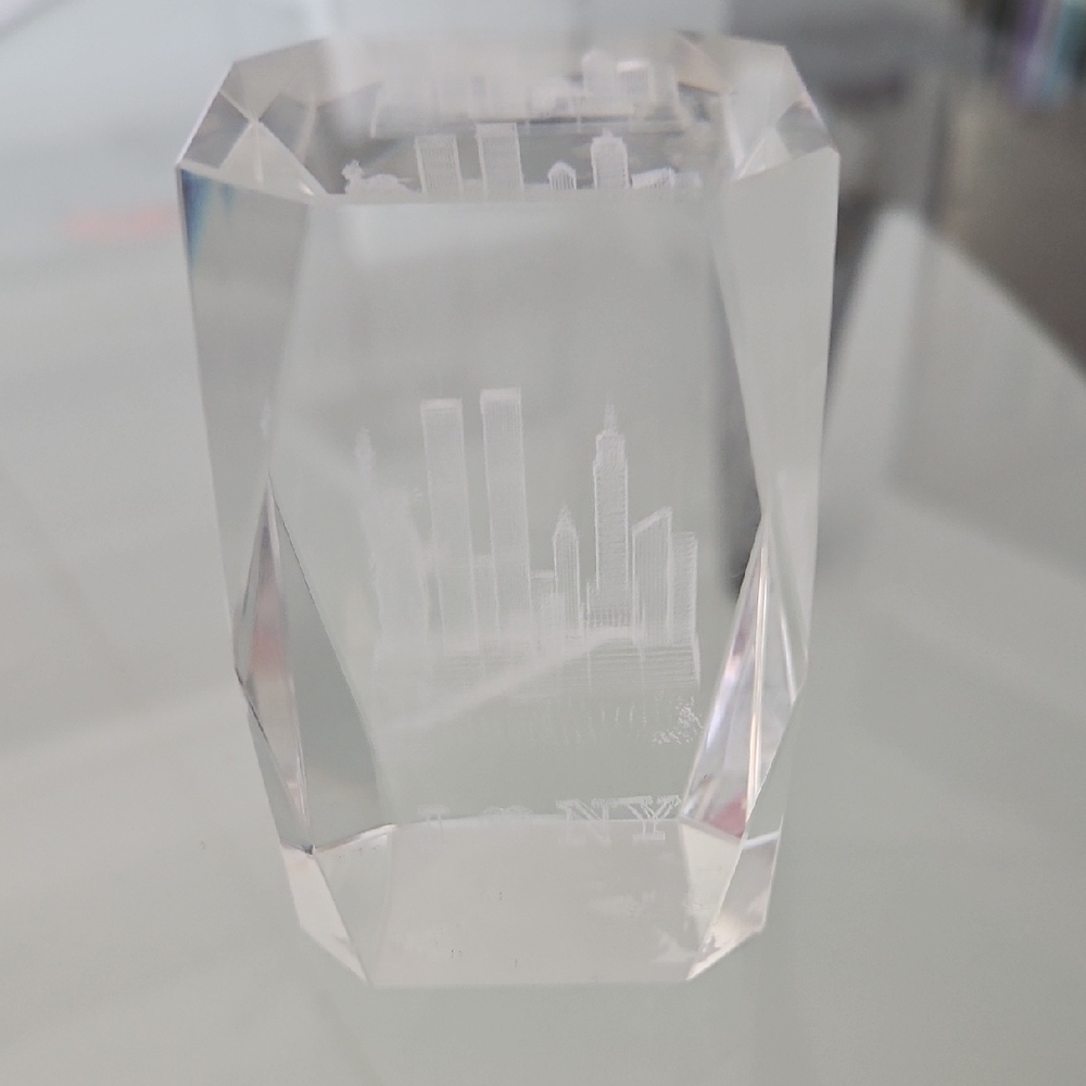 Vintage I LOVE NY Crystal New York City Skyline Paperweight
